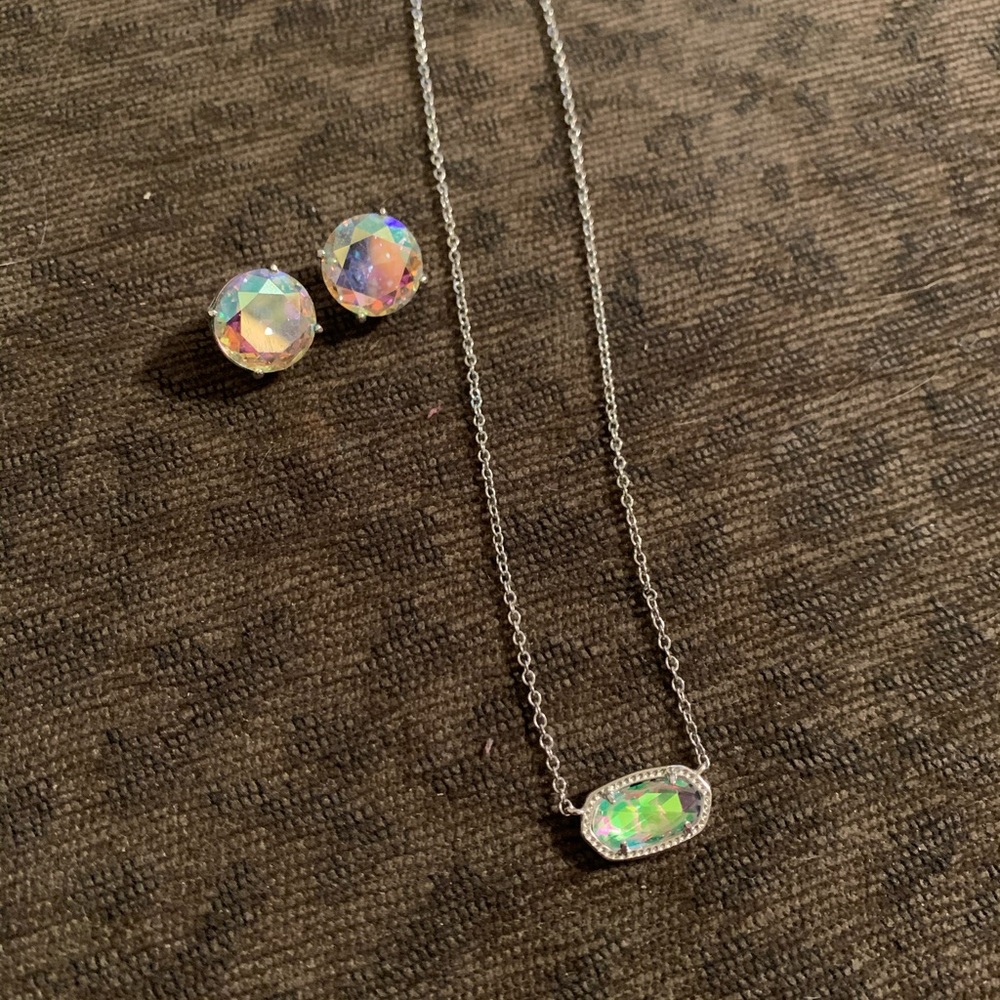 Kendra Scott silver dichroic glass necklace